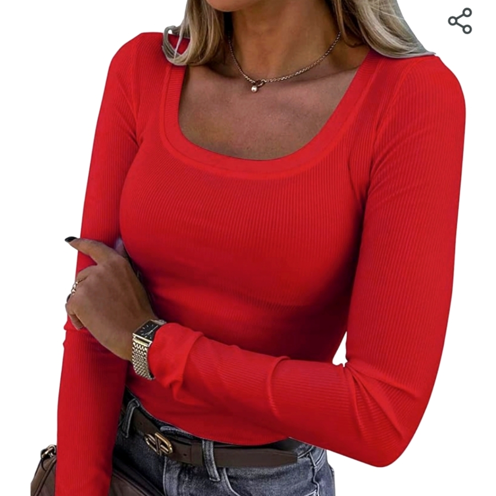 Brand new Roselux scoop neck shirt